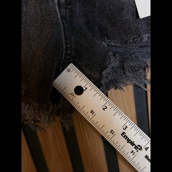 New Zara Jean Shorts 00 Womens Black Mid Rise Cut Off Denim Frayed Button Fly - Picture 5 of 10